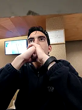 TommyMomentum Webcamshow