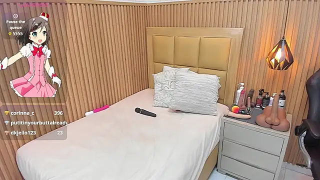 LOLAMAXIn Live XXX chat