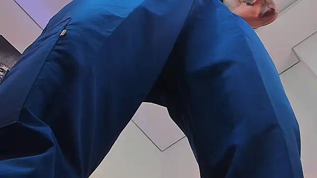 Živý XXX chat Angelo_Varek