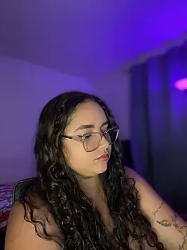 Chatroom XXX en direct de CurlyGirl_1