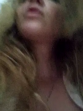 KattyLuuu's Live XXX Chat