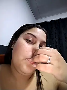 Živý XXX chat esmeralda_jadees