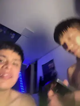 Kailertwink Show in webcam