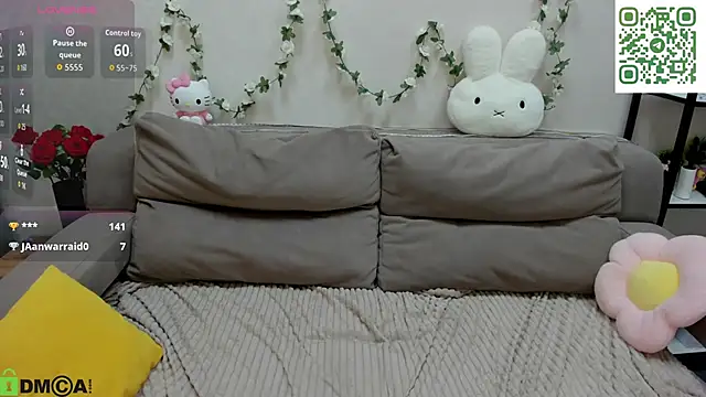 Sylvia_Ortiz's Live XXX Chat