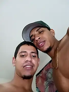 WolVID_XX77 webcam show