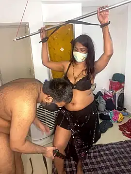 Savita_Desai_BDSM_couple Webcam-Show