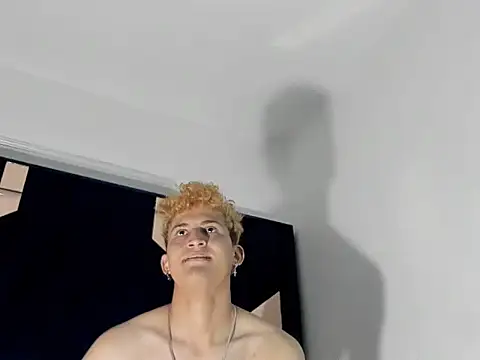 Ian_Savage's Webcam Show