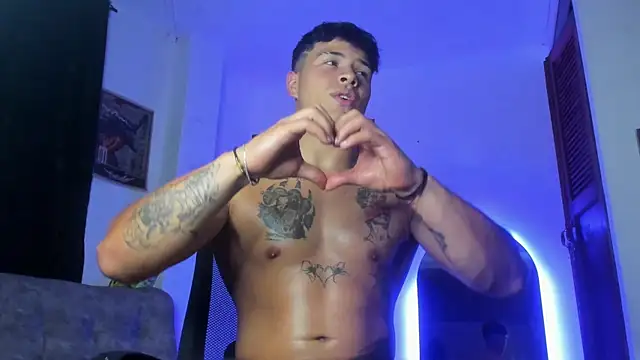 Dominic_Biker__ Pertunjukan Webcam