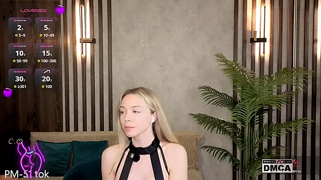 Holl1Would's Live XXX Chat