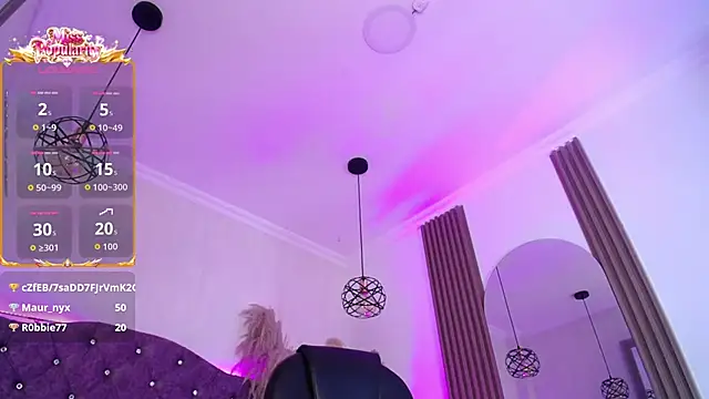 Amara_Davis1 现场XXX聊天