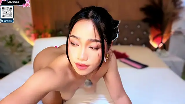 Chat XXX ao vivo de asian_dhimple