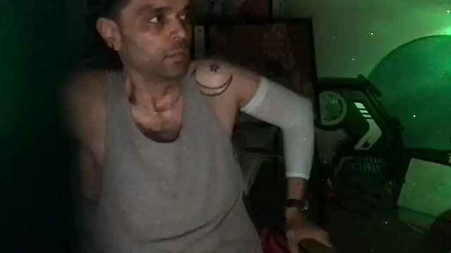 Chat XXX en directo de KungFuPanda001
