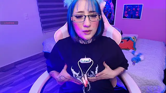 Chatroom XXX en direct de Miwa_violet