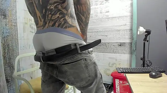 دردشة Gury_tattoo الجنسية المباشرة