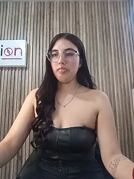 Valk_submissive Live XXX-Chat