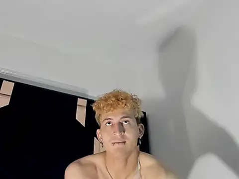 Ian_Savage's Webcam Show