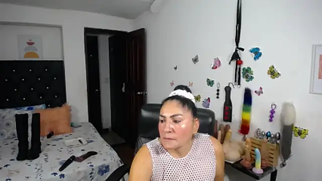 Вебкам-шоу mature_bigboobs10