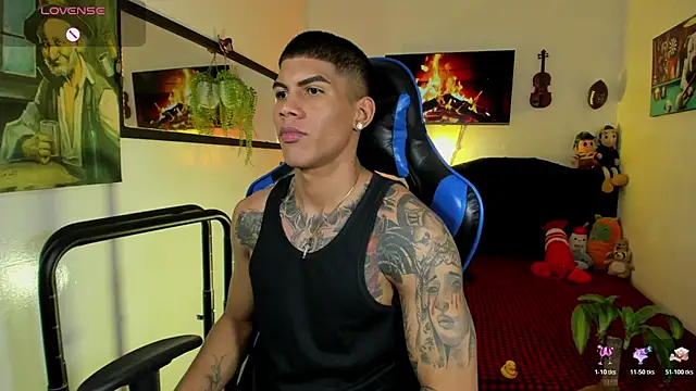 Damian_latinxxx's Webcam Show