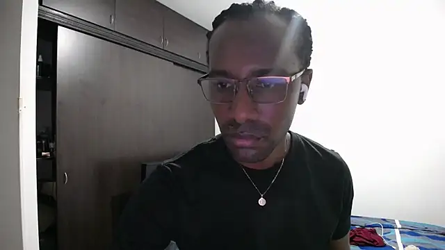 Chatroom XXX en direct de axel_rios_