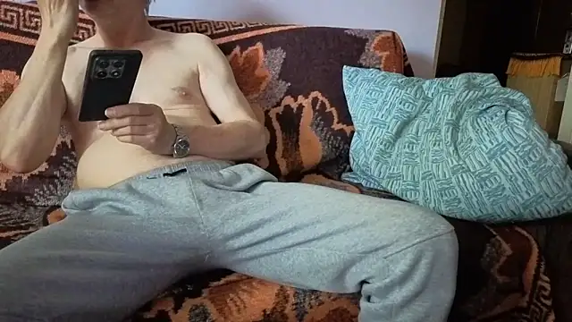 Show modela loverboyxxx69 na web-kameri