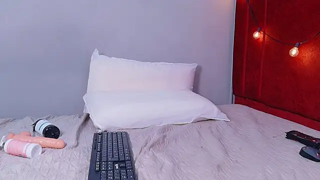 EbonyCoWorker's Live XXX Chat