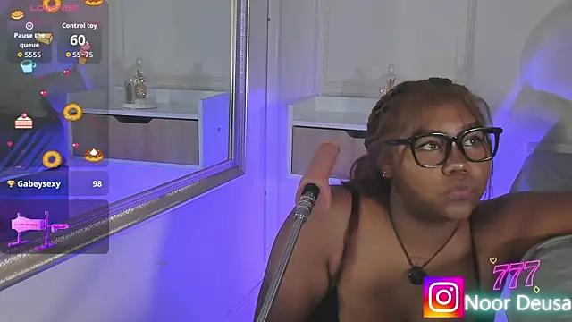 Živý XXX chat Candaceoweens