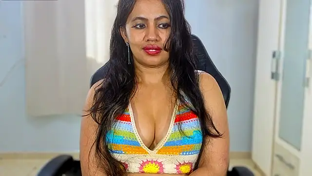 دردشة FannyXhot الجنسية المباشرة