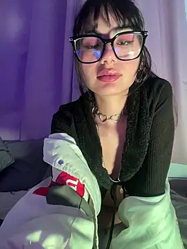 دردشة _Lucycherry الجنسية المباشرة