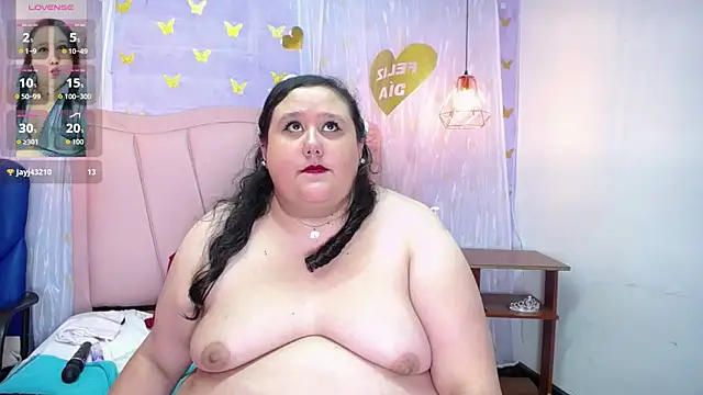 mariana_bbw30's Live XXX Chat