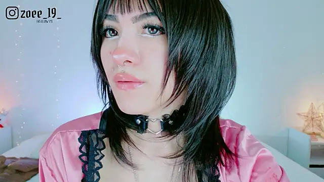 cuteezoe's Live XXX Chat