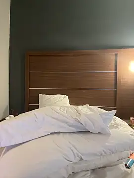 XXX chat uživo modela RenaThickAss