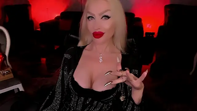 FinDomGod Live XXX Chat