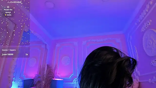 Kat_VonDe – Naživo XXX chat