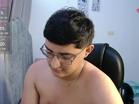 Chat +18 de yesitwink_ ao vivo
