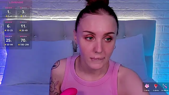 LianaFord's Live XXX Chat