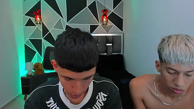 XXX chat uživo modela Juan_Nd_Steven
