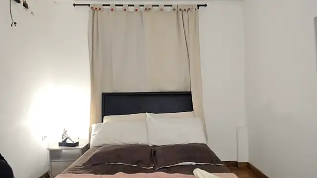 brithany_olson25's Live XXX Chat
