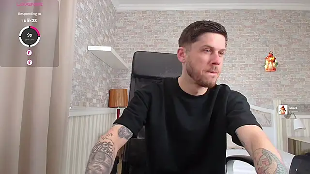 JonahShawのウェブカメラショー