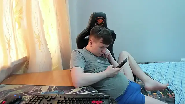 Show modela iliaskrislove na web-kameri