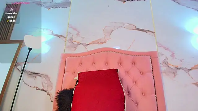 AlyaThompson's Live XXX Chat