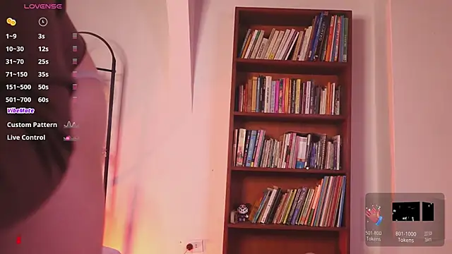 Онлайн чат XXX Miranditta