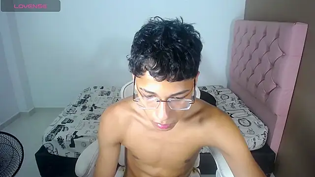 Im_david02 élő XXX-chatje