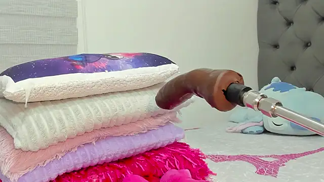 Elizabeth_18_n Live XXX chat