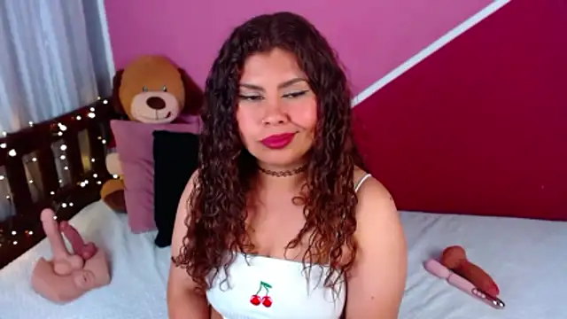 Chat XXX ao vivo de Queenamazon1