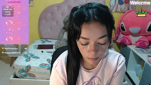 Sophiiee_Gray Adlı Modelin Canlı XXX Sohbeti