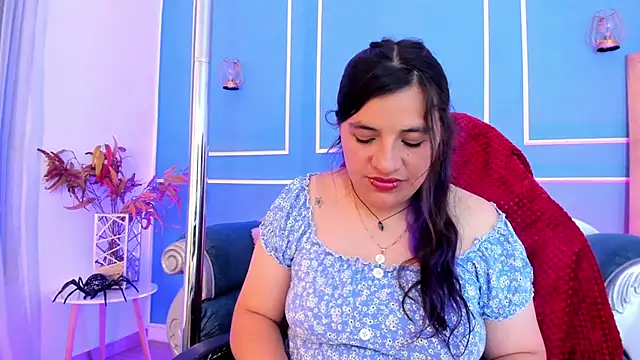 Chat +18 de TaraTaylorr ao vivo