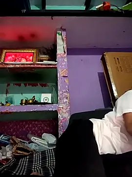 Chat +18 de SANDHYAHOTKUMARI ao vivo