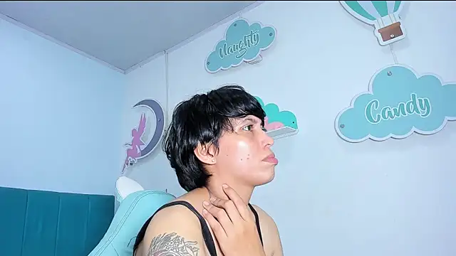 Chat +18 de ivyheat3 ao vivo