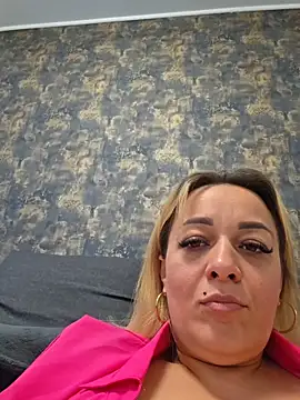 RuxyHuge42ETT's Live XXX Chat