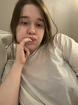 HornyGirlH's Webcam Show
